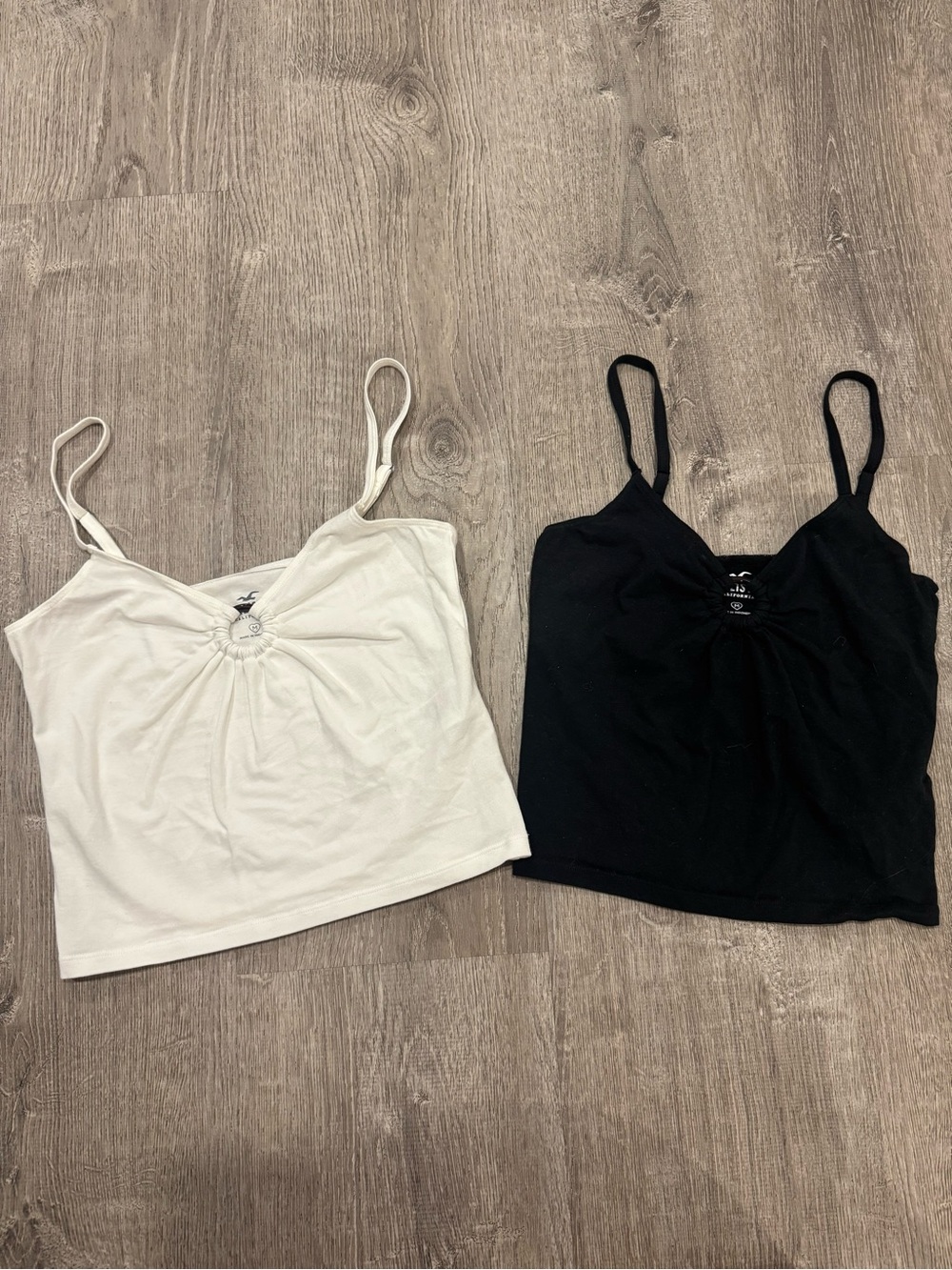 2 Ring-Detail Spaghetti Strap Tank Top - White & Black